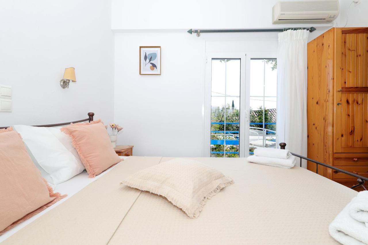 Hotel Hippocampus Пердика Екстериор снимка